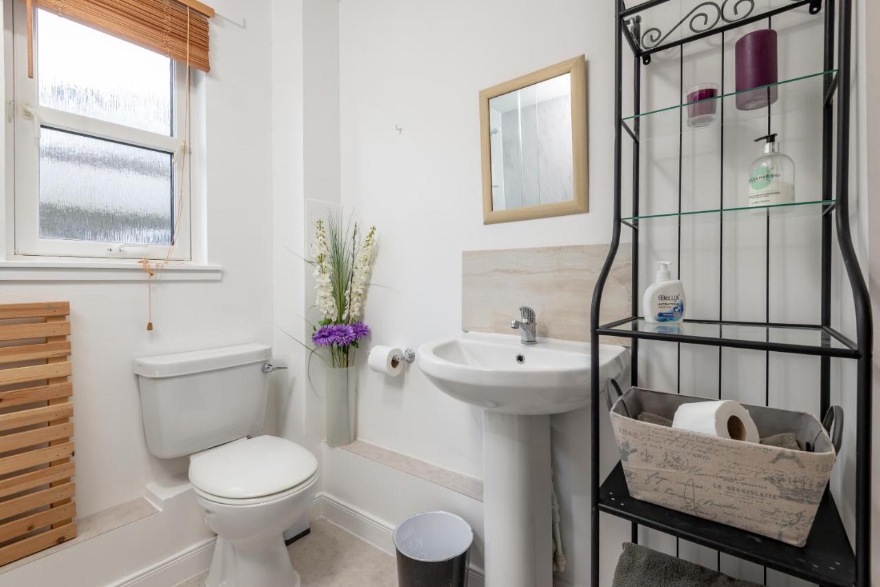 2 Bedroom Apartment In A Quiet Neighbourhood Сент-Ендрюс Екстер'єр фото